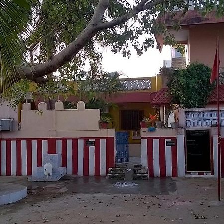 Shakti Family Guest House Mamallapuram Eksteriør billede