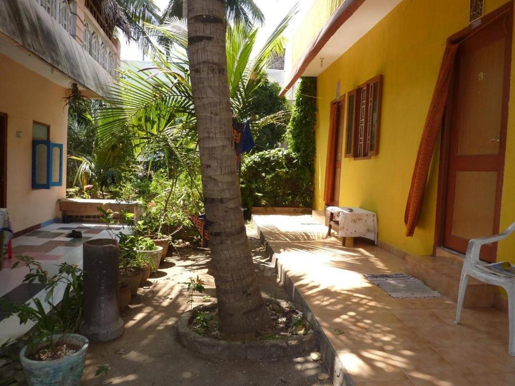 Shakti Family Guest House Mamallapuram Eksteriør billede